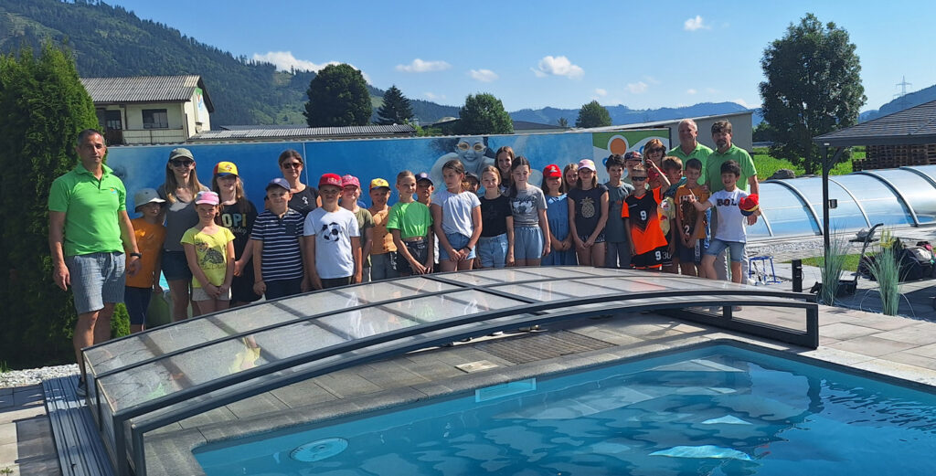 Volksschule Kraubath bei Poolbauer Cranpool zu Besuch