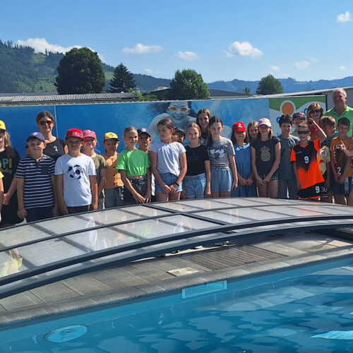 Volksschule Kraubath bei Poolbauer Cranpool zu Besuch